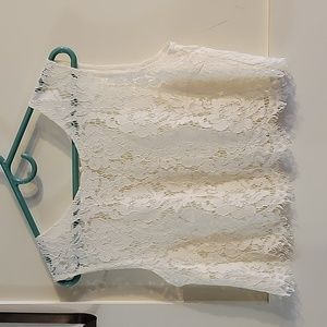 Crop lace top